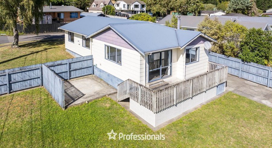  at 1 Monarch Grove, Maoribank, Upper Hutt