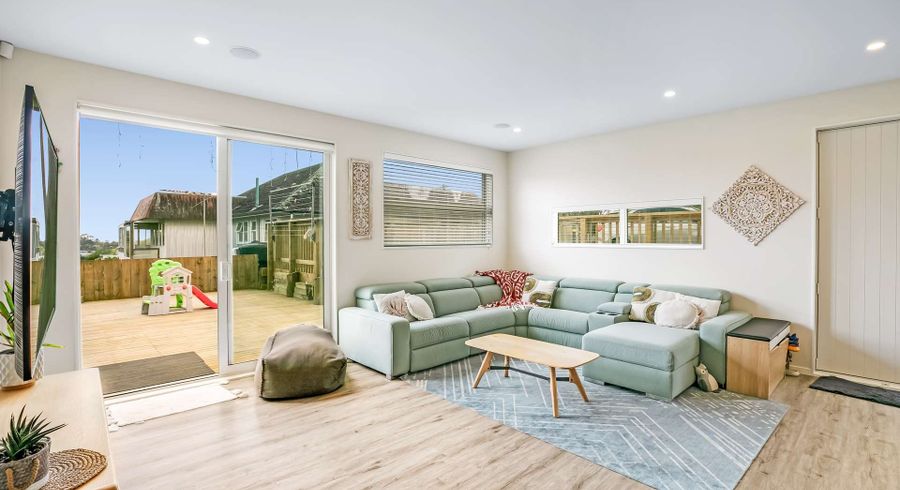  at 103E Woodglen Road, Glen Eden, Waitakere City, Auckland