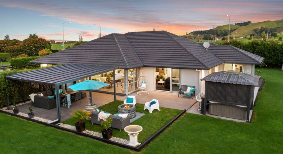  at 1 Royal Ascot Drive, Papamoa, Tauranga, Bay Of Plenty