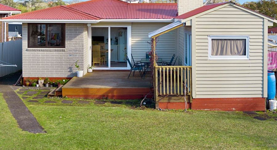  at 4 Falkirk Street, Blockhouse Bay, Auckland City, Auckland