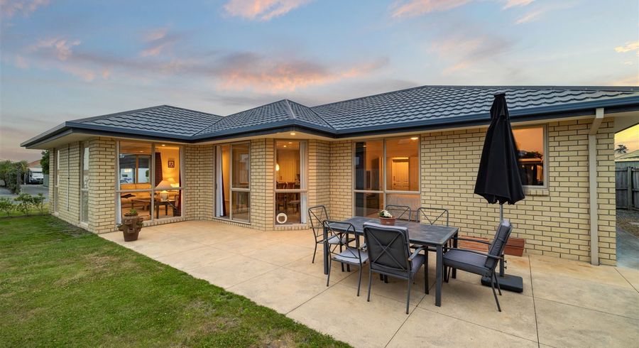  at 7 Stout Street, Waimairi Beach, Christchurch