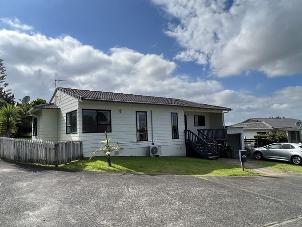  at 65 Chivalry Road, Glenfield, North Shore City, Auckland