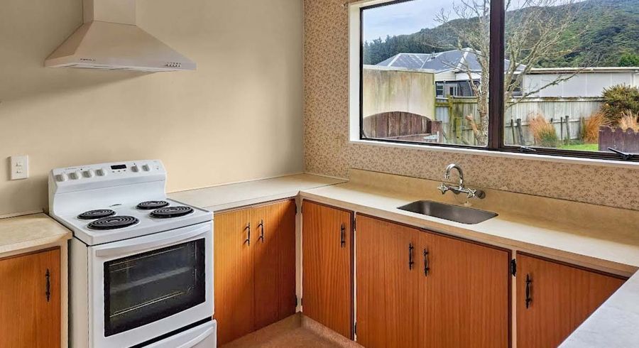  at 343 Wellington Road, Wainuiomata, Lower Hutt, Wellington