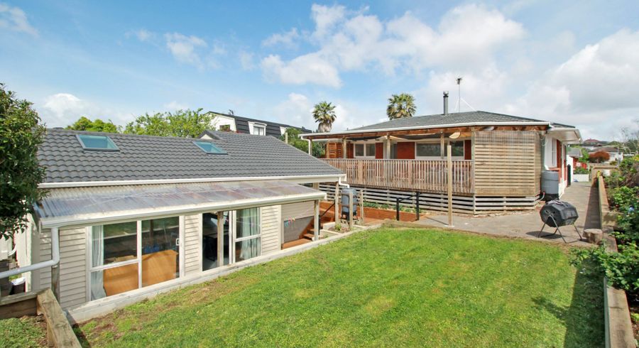 at 24 Pooley Street, Pakuranga Heights, Manukau City, Auckland