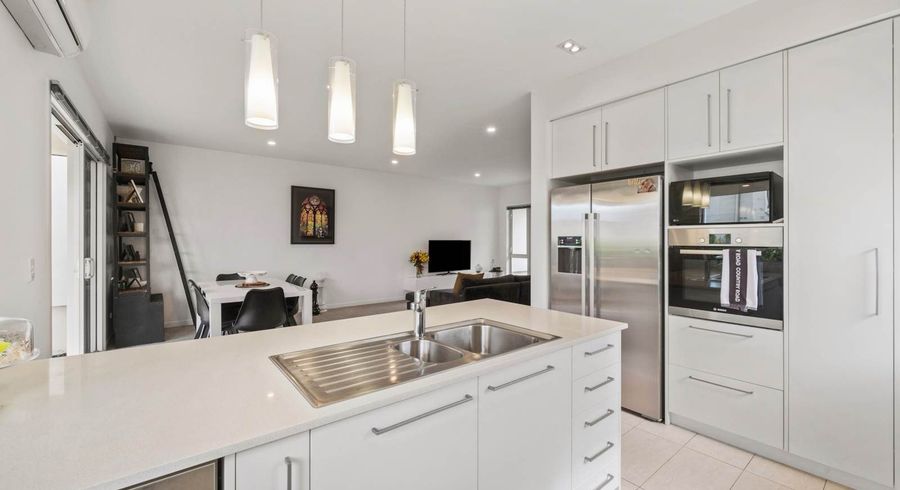  at 122  Salerno Rise, Albany, North Shore City, Auckland