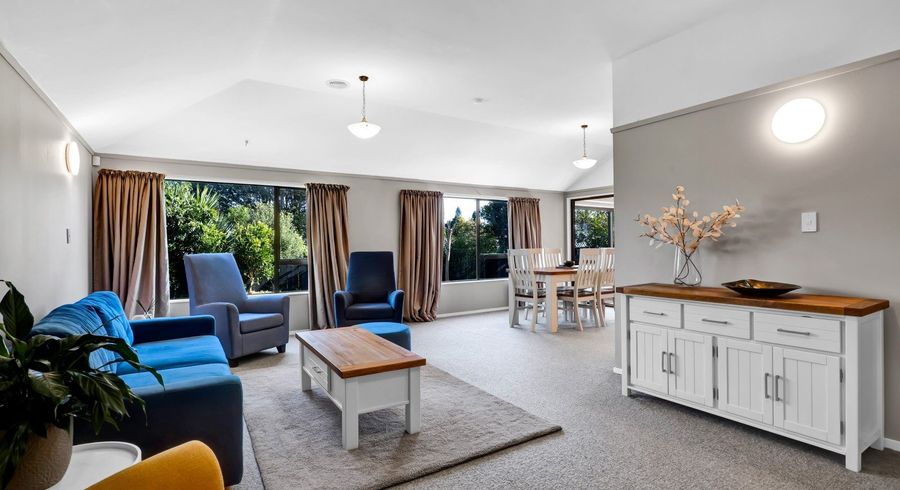  at 102 Barrett Road, Whalers Gate, New Plymouth