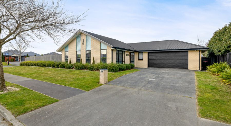  at 14 Eastfield Drive, Lincoln, Lincoln