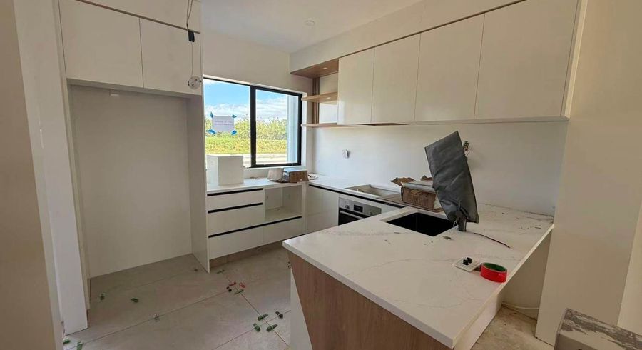  at Unit 8, 83 Otuwairoa Esplanade, Papakura, Papakura, Auckland