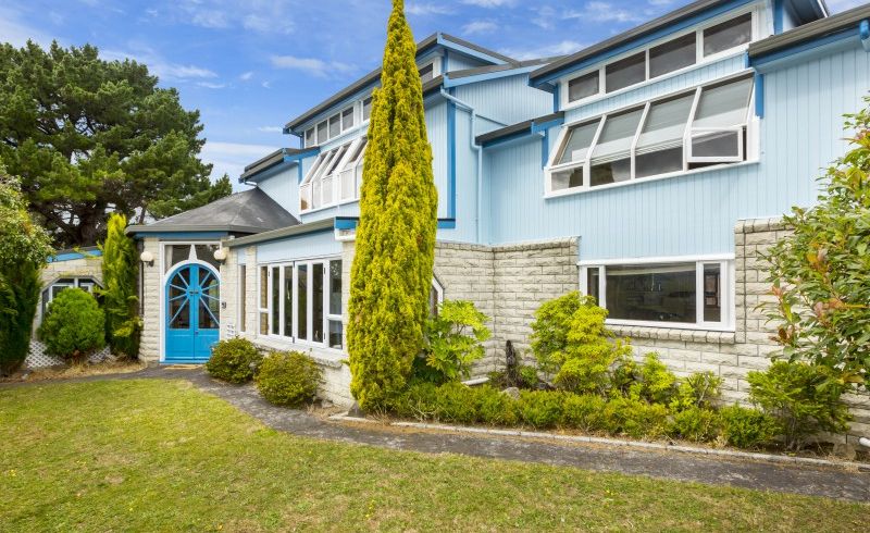  at 27 Seymour Grove, Kingsley Heights, Upper Hutt
