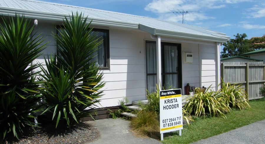  at 91A Oakfield Crescent, Pukete, Hamilton