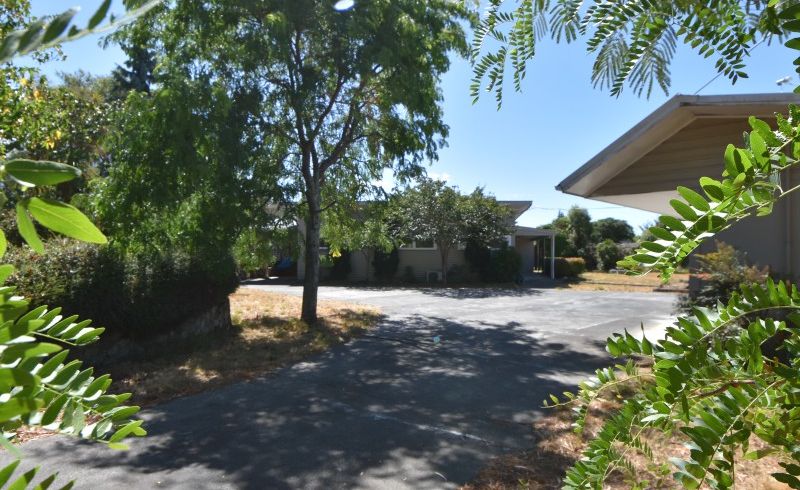  at 294 High Street South, Carterton