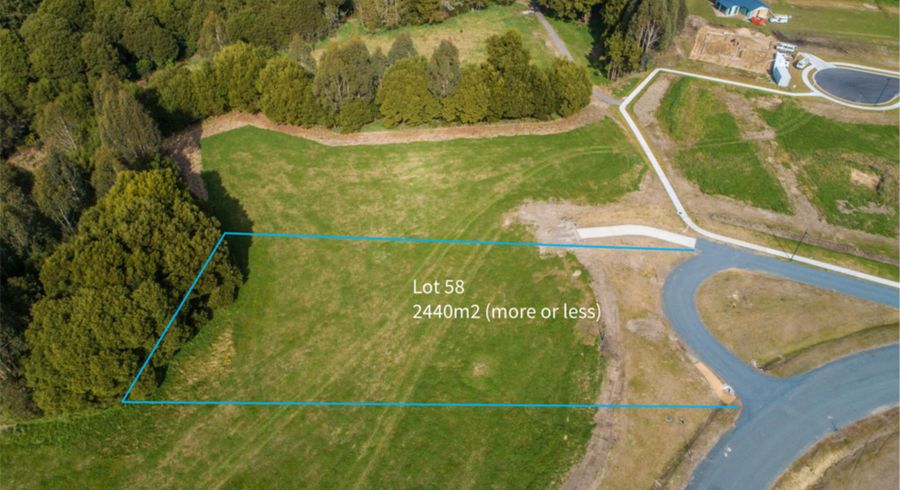  at 16 Lancewood Way, Kinloch, Taupo