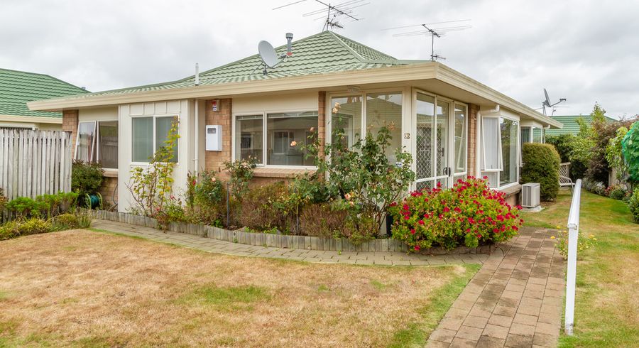  at 35/17 JOHN ST, TRENTHAM, UPPER HUTT