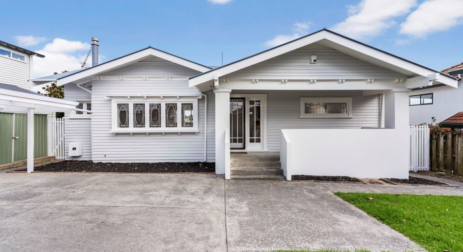  at 16 Jasper Avenue, Mount Roskill, Auckland