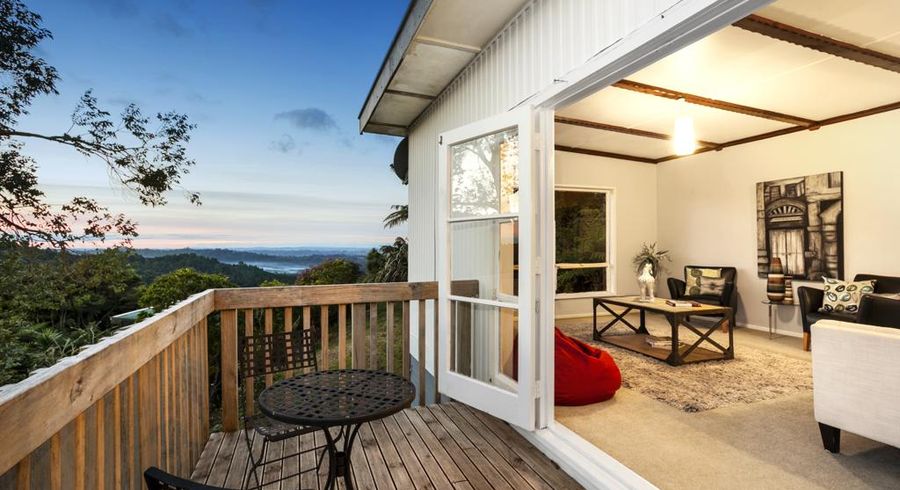  at 305 Forest Hill Road, Waiatarua, Auckland