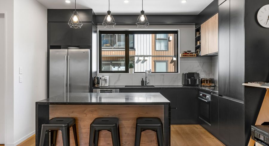  at 7/16 Williamson Avenue, Belmont, North Shore City, Auckland