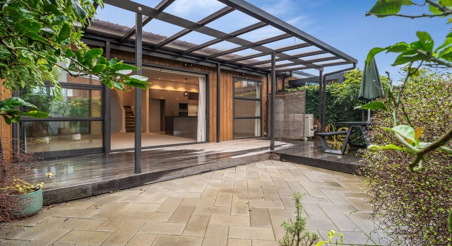 at 8 Gateway Avenue, Beachlands, Manukau City, Auckland
