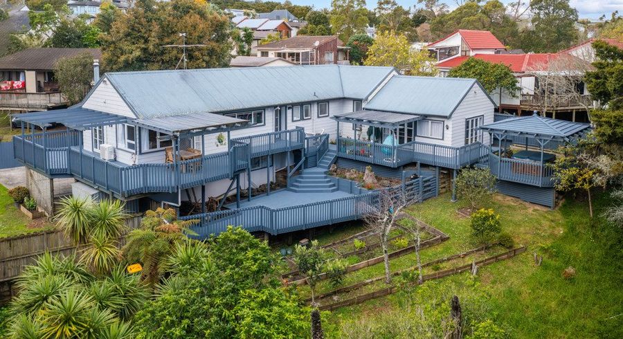  at 12 Palmetto Place, Goodwood Heights, Manukau City, Auckland