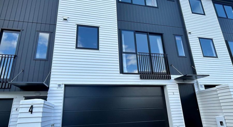  at 5/69 Target Road, Totara Vale, North Shore City, Auckland