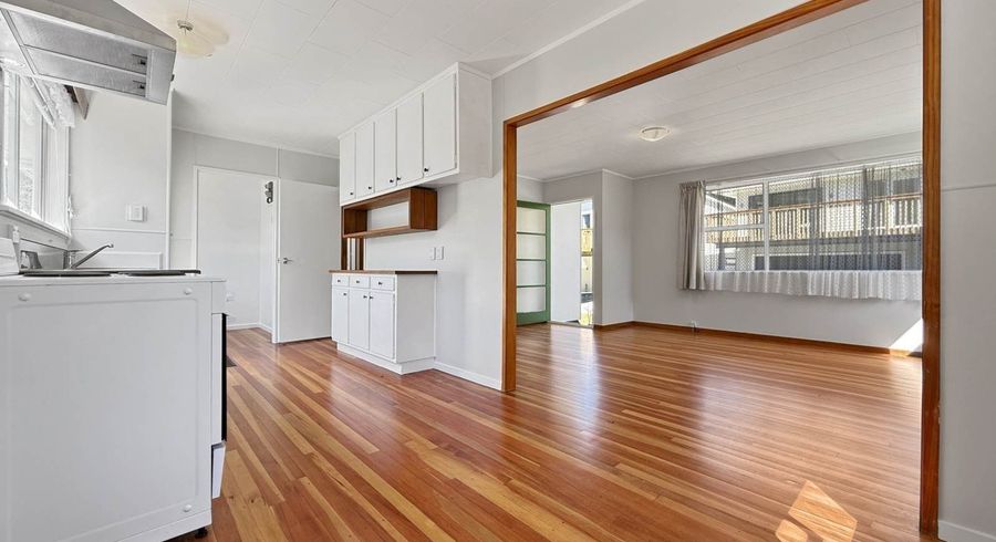  at 18 Paewai Road, Titirangi, Waitakere City, Auckland