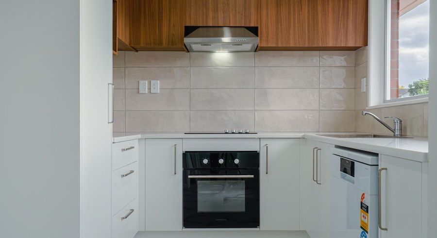  at 15 Burndale Terrace, Manurewa, Manukau City, Auckland