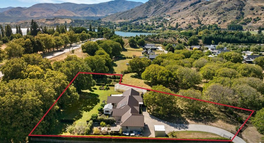  at 8 Crawford Place, Lake Hayes, Queenstown
