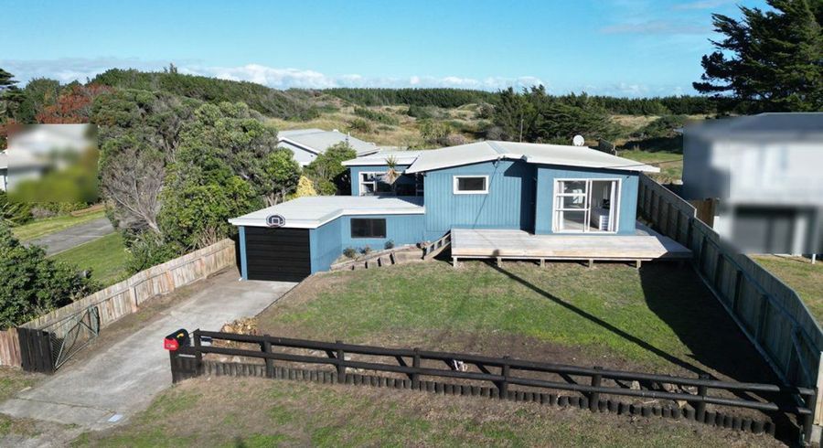  at 20 Mack Street, Foxton Beach, Horowhenua, Manawatu / Whanganui