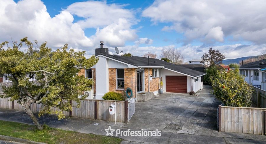  at 15 Akron Grove, Totara Park, Upper Hutt, Wellington