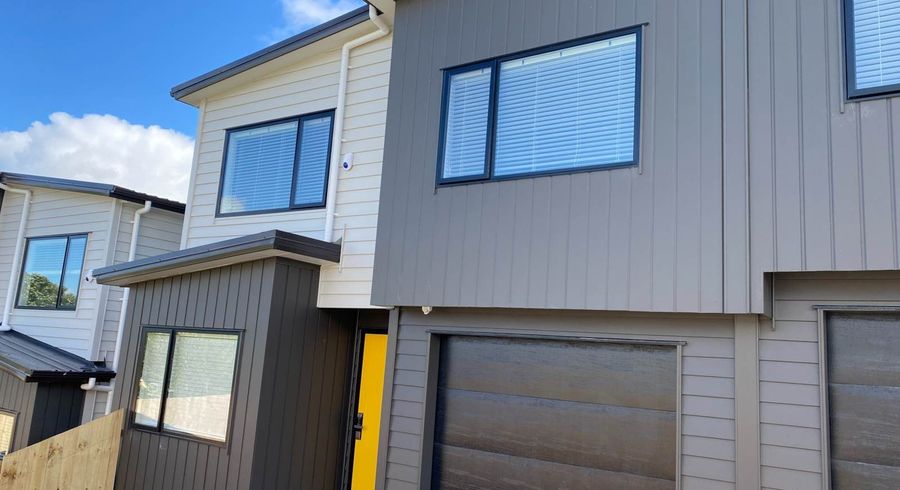  at 15B Minaret Drive, Bucklands Beach, Manukau City, Auckland