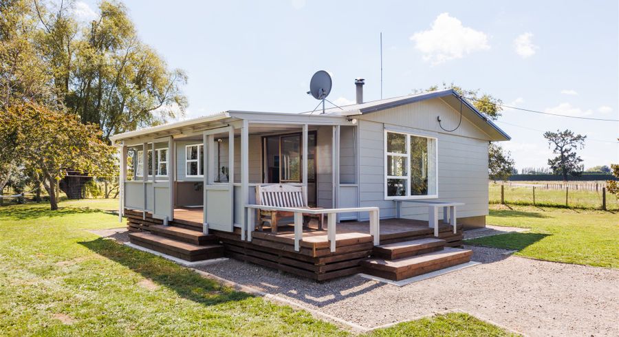  at 669 Makerua Road, Tokomaru