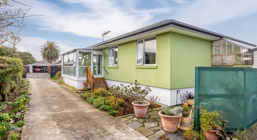  at 42 Niven Street, Avondale, Christchurch
