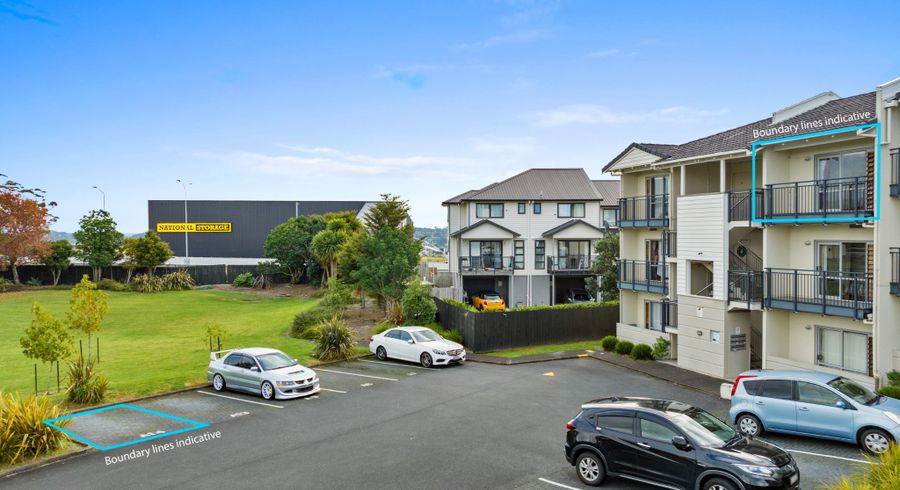  at A14/71 Spencer Road, Oteha, North Shore City, Auckland