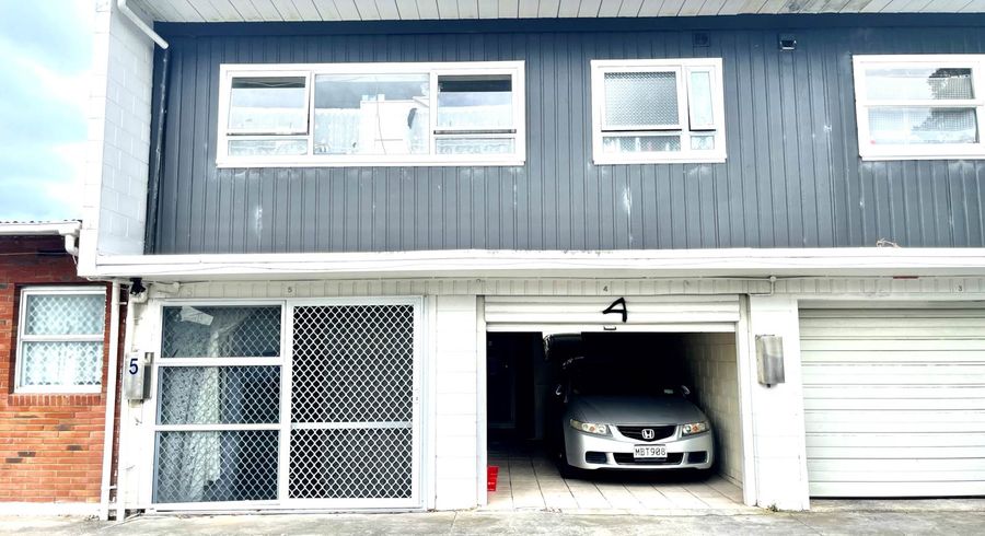  at 4/42 Wintere Road, Papatoetoe, Auckland