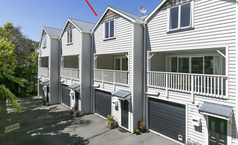  at 2/57 Simla Crescent, Khandallah, Wellington
