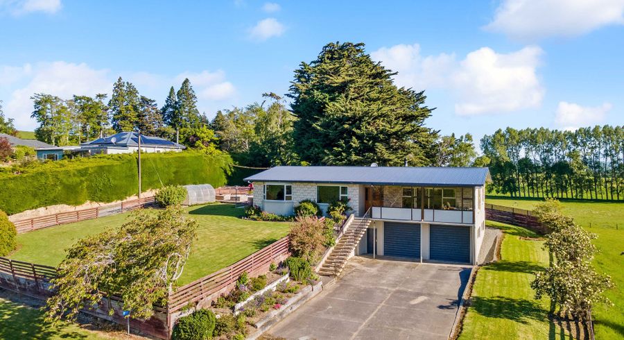  at 889 Donald Road, Maitland