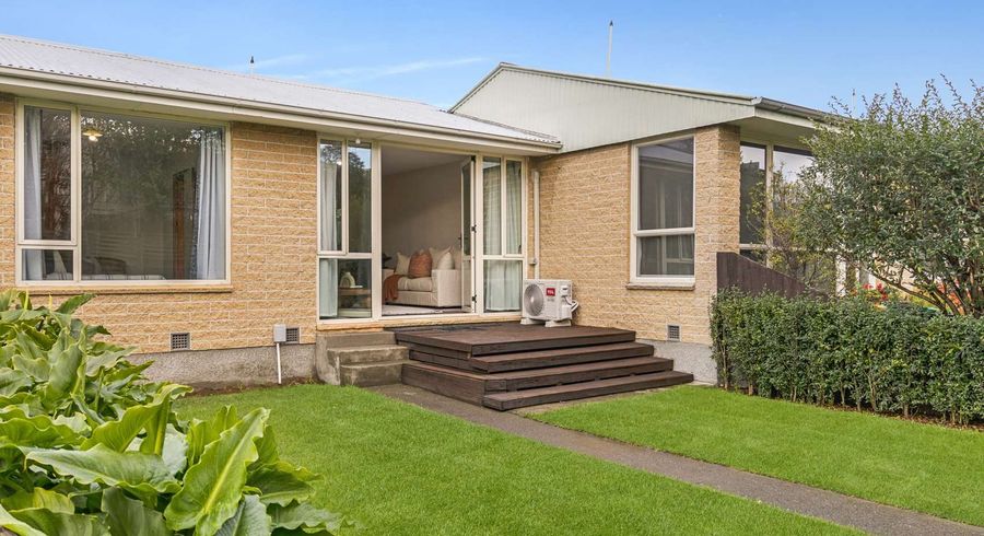  at 2/43 Whitmore Street, Edgeware, Christchurch City, Canterbury