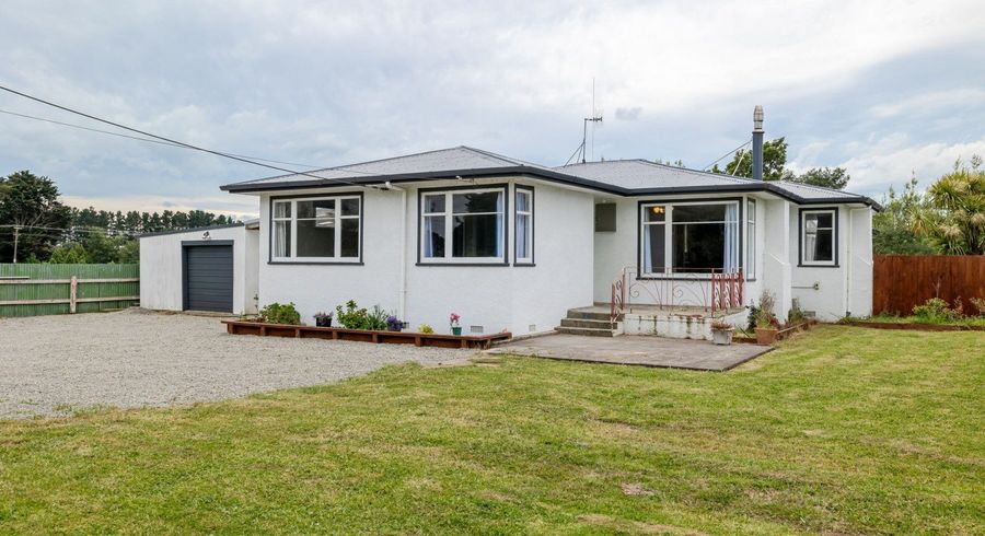  at 587 Campbell Road, Bunnythorpe, Palmerston North