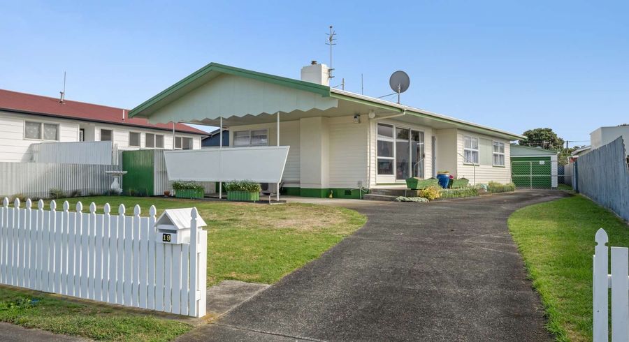  at 19 Tainui Street, Castlecliff, Whanganui, Manawatu / Whanganui