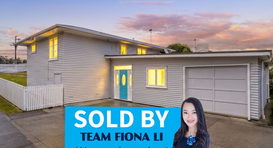  at 52 Woodside Road, Massey, Auckland