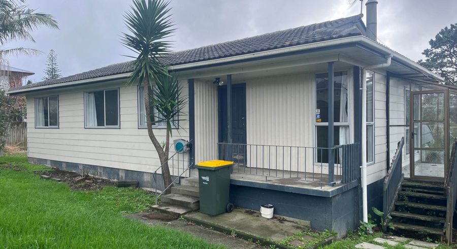  at 48 Hartley Terrace, Massey, Waitakere City, Auckland