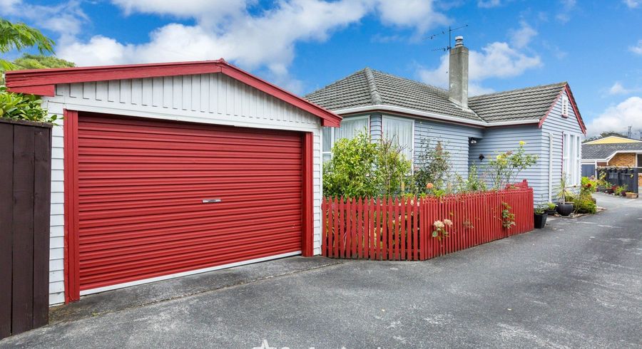  at 2/18 Seddon Street, Wallaceville, Upper Hutt