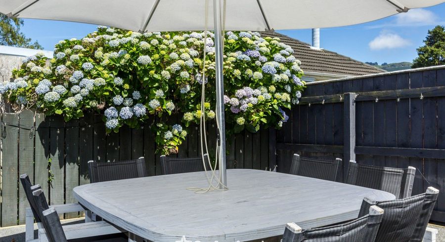  at 2 Bathurst Street, Heretaunga, Upper Hutt, Wellington