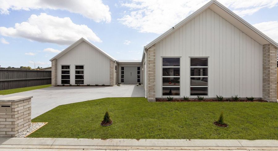  at 5 Korako Lane, Baverstock, Hamilton