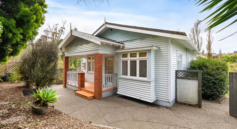  at 1/76 Glendale Road, Glen Eden, Auckland