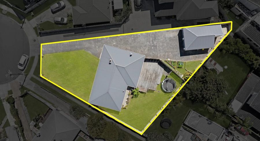  at 6 Glenvil Lane, Te Atatu Peninsula, Waitakere City, Auckland