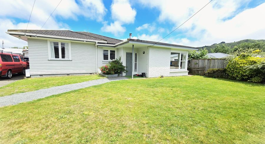 at 21 Totara Park Road, Clouston Park, Upper Hutt, Wellington