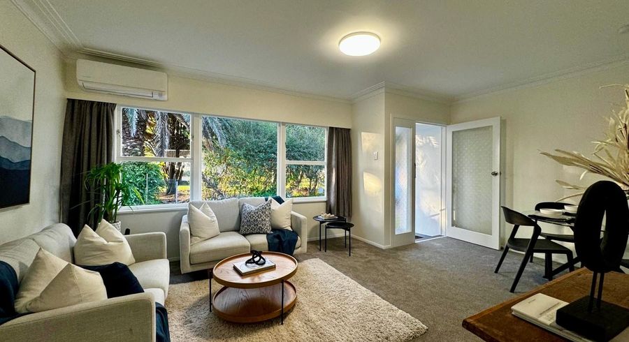  at 2/35 Wallace Road, Papatoetoe, Auckland