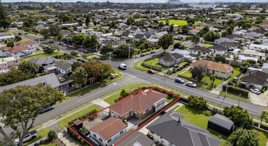  at 2 Rimu Street, Gate Pa, Tauranga