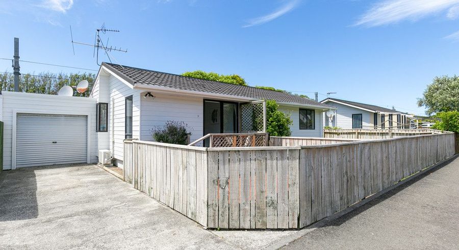  at 9 Rawson Street, Tawa, Wellington