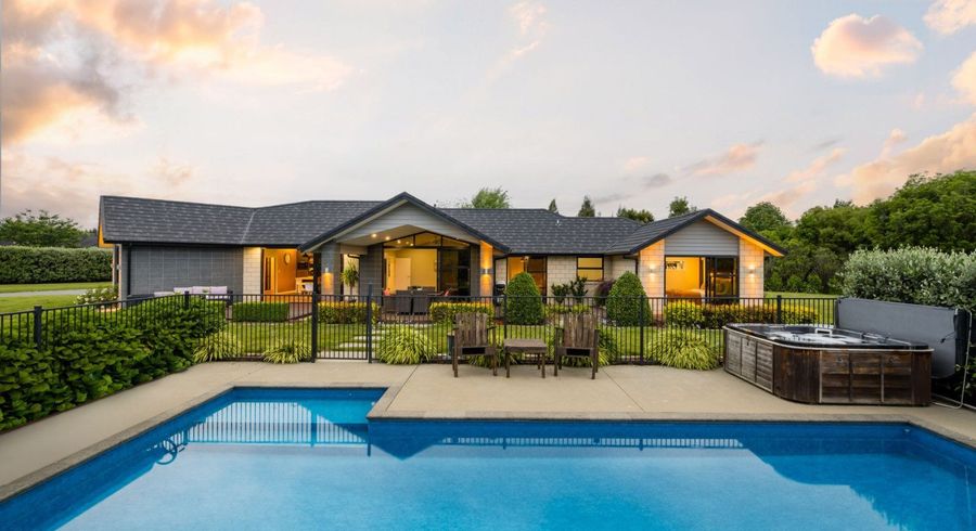  at 10 Flora Lane, Tamahere, Hamilton